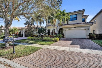 Beach Home For Sale in Delray Beach, Florida