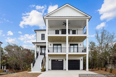 Beach Home For Sale in Newport, North Carolina