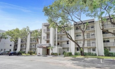 Beach Condo Sale Pending in Davie, Florida