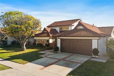 Beach Home For Sale in Huntington Beach, California