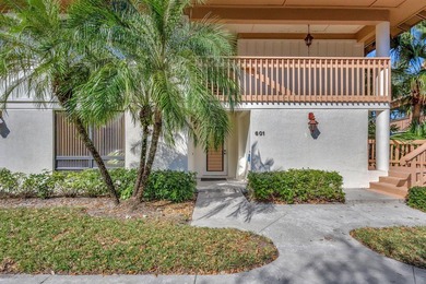Beach Condo Active Under Contract in Palm Beach Gardens, Florida