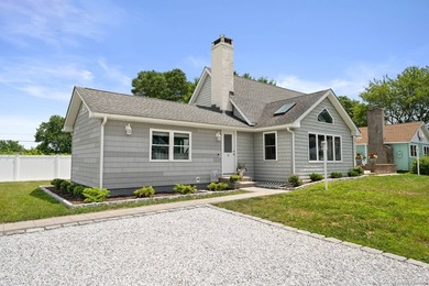 Beach Home For Sale in Old Lyme, Connecticut