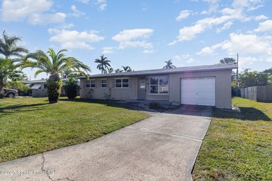 Home For Sale in Satellite Beach image photo picture