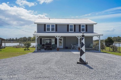 Beach Home For Sale in Hubert, North Carolina