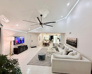 Beach Condo For Sale in Delray Beach, Florida
