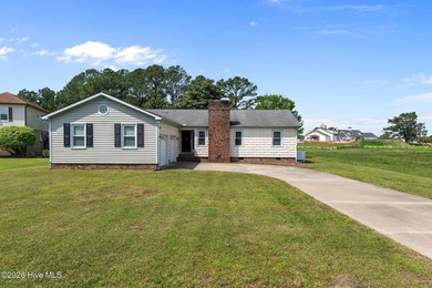 Beach Home For Sale in New Bern, North Carolina