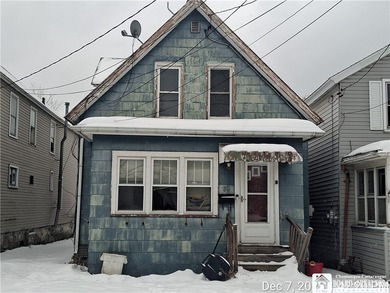 Beach Home For Sale in Dunkirk, New York