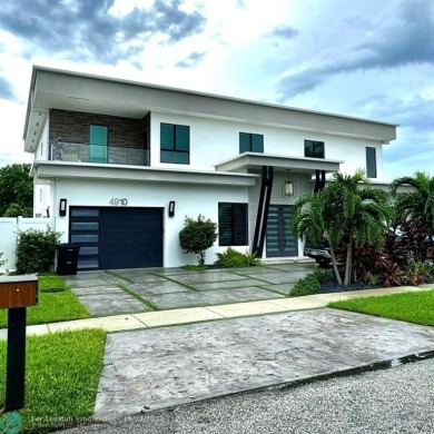 Beach Home For Sale in Lighthouse Point, Florida