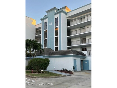 Beach Condo For Sale in Cocoa Beach, Florida