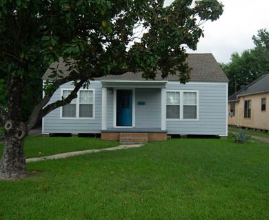 Beach Home For Sale in Port Arthur, Texas
