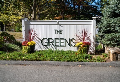 Beach Condo Active Under Contract in Branford, Connecticut
