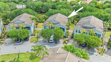 Beach Townhome/Townhouse For Sale in Riviera Beach, Florida