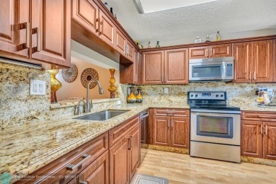 Beach Condo For Sale in Lake Worth, Florida