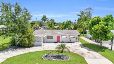 Beach Home For Sale in Fort Myers, Florida