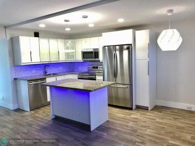 Beach Condo For Sale in Hollywood, Florida