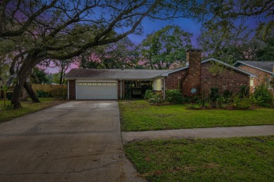 Beach Home For Sale in Fort Walton Beach, Florida