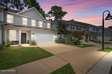 Beach Townhome/Townhouse For Sale in Wilmington, North Carolina