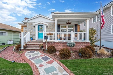 Beach Home For Sale in Long Beach, New York