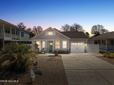 Beach Home For Sale in Oak Island, North Carolina