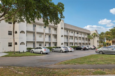 Beach Condo Sale Pending in Sunrise, Florida