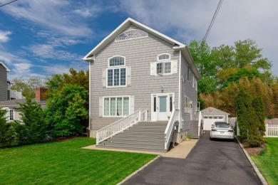Beach Home For Sale in West Islip, New York