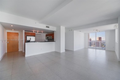 Beach Condo For Sale in Miami, Florida