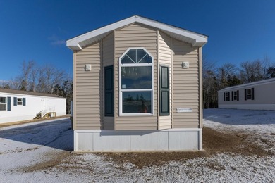 Beach Home For Sale in Hancock, Maine