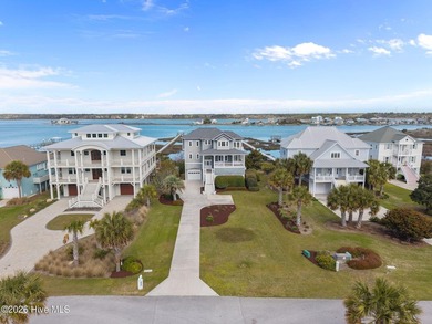 Beach Home For Sale in North Topsail Beach, North Carolina