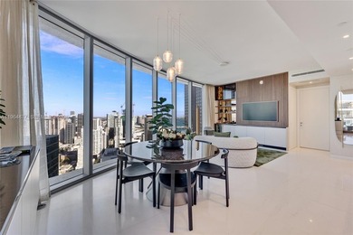 Beach Condo For Sale in Miami, Florida