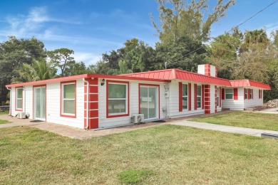 Beach Home For Sale in West Palm Beach, Florida