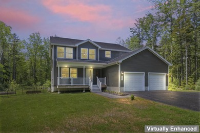 Beach Home For Sale in Brunswick, Maine