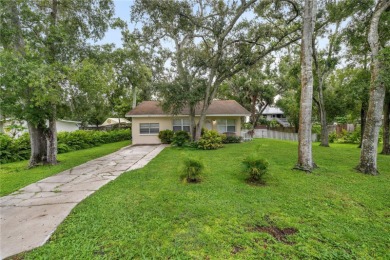 Beach Home Sale Pending in Sarasota, Florida