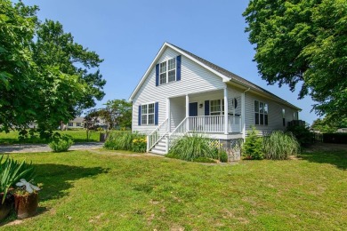 Beach Home For Sale in Painter, Virginia