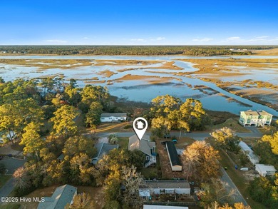 Beach Home For Sale in Oak Island, North Carolina