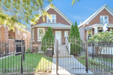 Beach Home Sale Pending in Chicago, Illinois