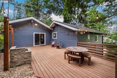 Beach Home For Sale in Ocean Park, Washington