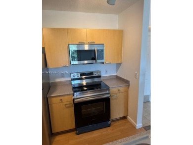 Beach Condo For Sale in Hollywood, Florida