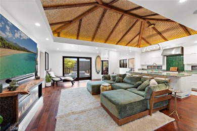 Beach Home For Sale in El Segundo, California