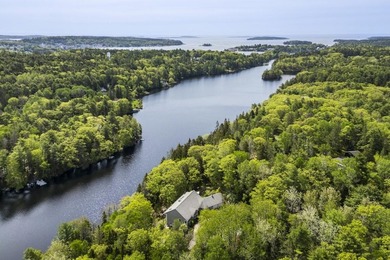 Beach Home For Sale in Boothbay Harbor, Maine