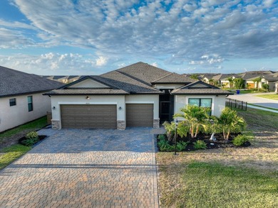 Beach Home For Sale in Fort Myers, Florida