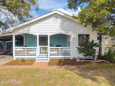 Beach Home For Sale in Southport, North Carolina