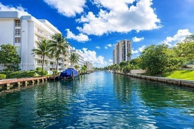 Beach Condo For Sale in Miami, Florida