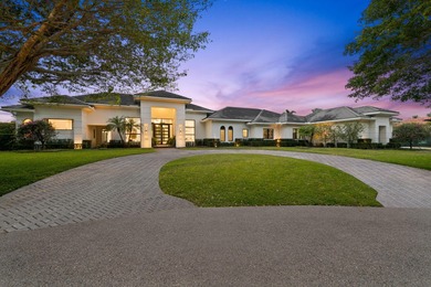Beach Home For Sale in Boca Raton, Florida