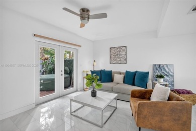 Beach Townhome/Townhouse For Sale in Fort Lauderdale, Florida