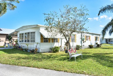 Beach Home For Sale in Port Saint Lucie, Florida