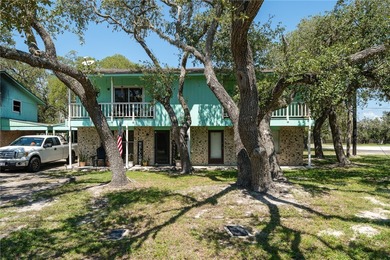 Beach Lot Sale Pending in Rockport, Texas