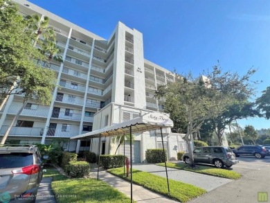 Beach Condo For Sale in Pompano Beach, Florida