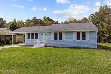 Beach Home For Sale in Swansboro, North Carolina