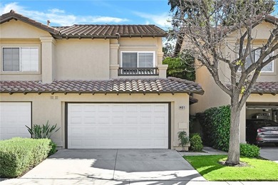 Beach Townhome/Townhouse For Sale in Rancho Santa Margarita, California