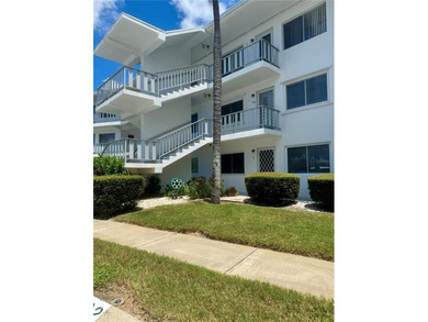 Beach Condo For Sale in Seminole, Florida